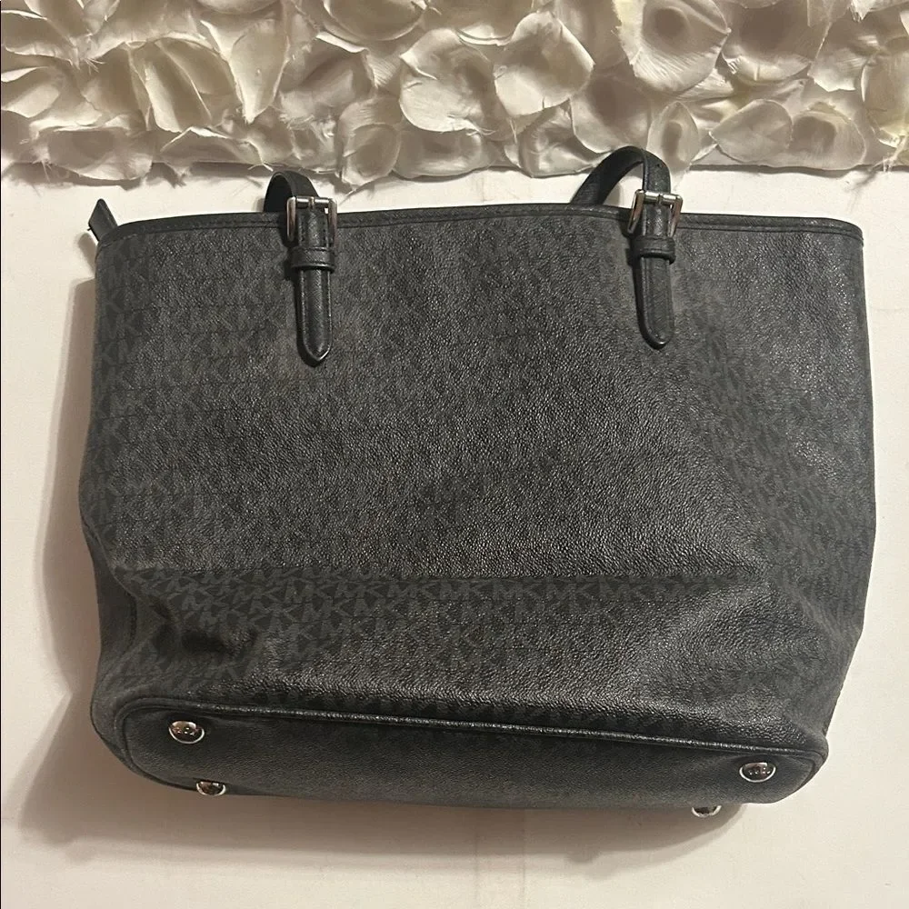 Michael Kors Elegant Black Tote